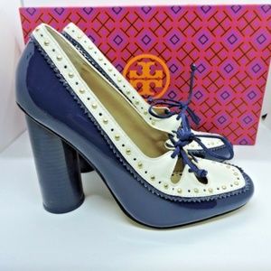 Tory Burch Navy and Cream Leather Studded Lace-Up Pumps